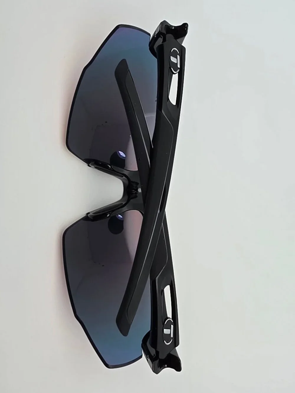 Tifosi Centus Golf Gloss Black Frame Red Mirror Lens Sunglasses w/ Case Taiwan